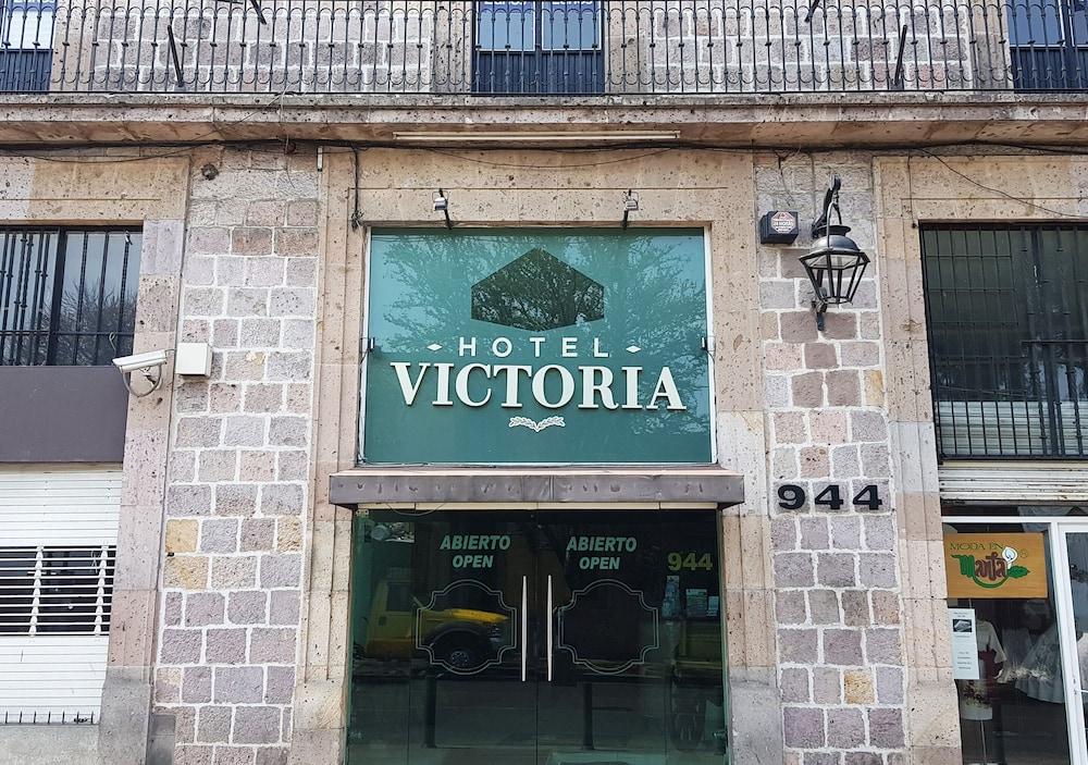Hotel Victoria มอเรเลีย ภายนอก รูปภาพ